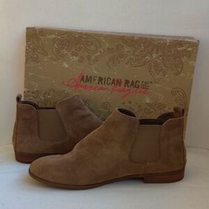 American Rag Women's Tan Chelsea Boots Size 7 New